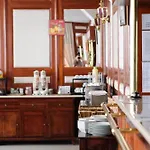 Konig Hotel 3*