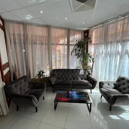 Konig Hotel 3*