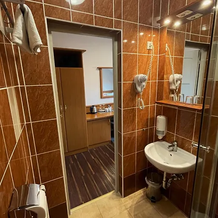 Koenig 3* Pécs