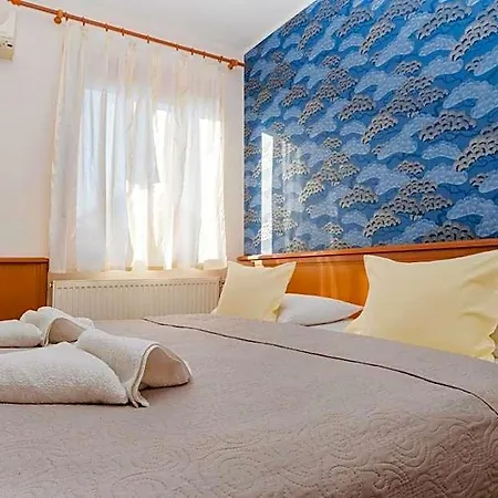 Koenig Pécs