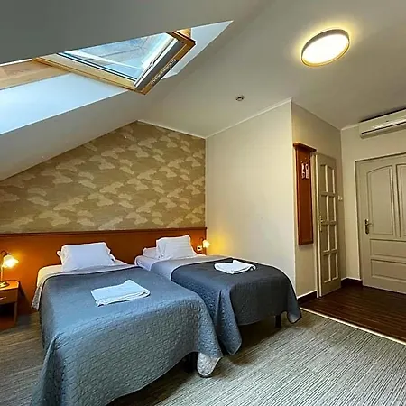 Koenig Hotel 3*