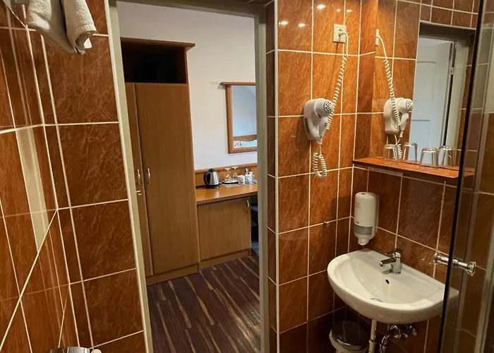 Koenig 3* Pécs